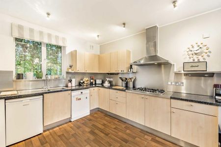 6 bedroom house to rent - Photo 4