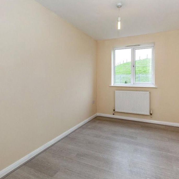 3 bedroom apartment to rent - Photo 1