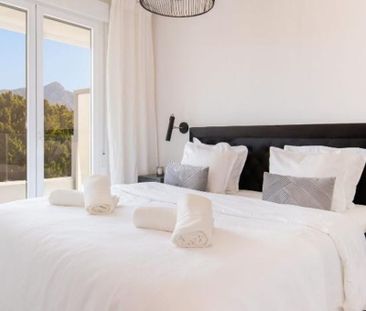 Luxury Flat for rent in Nueva Andalucia, Spain - Photo 4