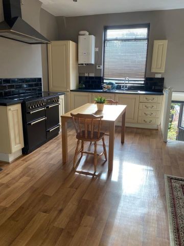1 Bed Flat, Broad Road, B27 - Photo 5