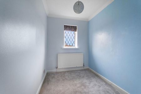 3 bedroom terraced house to rent - Photo 4