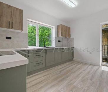 3 bedroom flat to rent - Photo 3