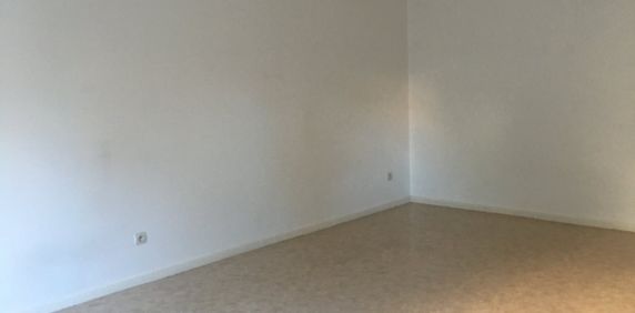 NANCY SECTEUR PLACE DE LA COMMANDERIE ET PLACE DE LA CROIX DE BOURGOGNE F1 DE 31 M2 - Photo 2