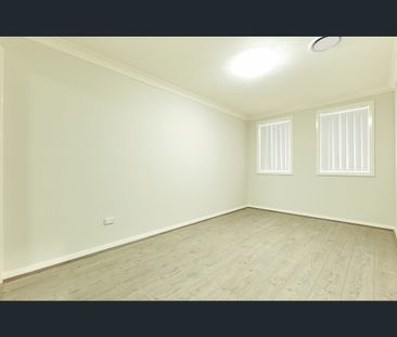 13 Amritsar Glade, Schofields, NSW 2762 - Photo 4
