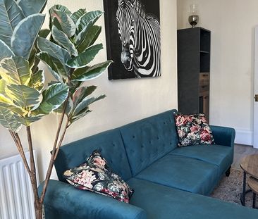 1 Bed Flat, First Floor, BN2 - Photo 4