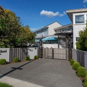 🌟 Fresh, Fun & Full of Light!🌟 - Photo 1