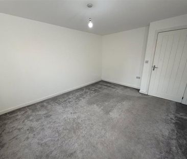 3 bedroom house to rent Meridian Close, Nottingham, Nottinghamshire... - Photo 3