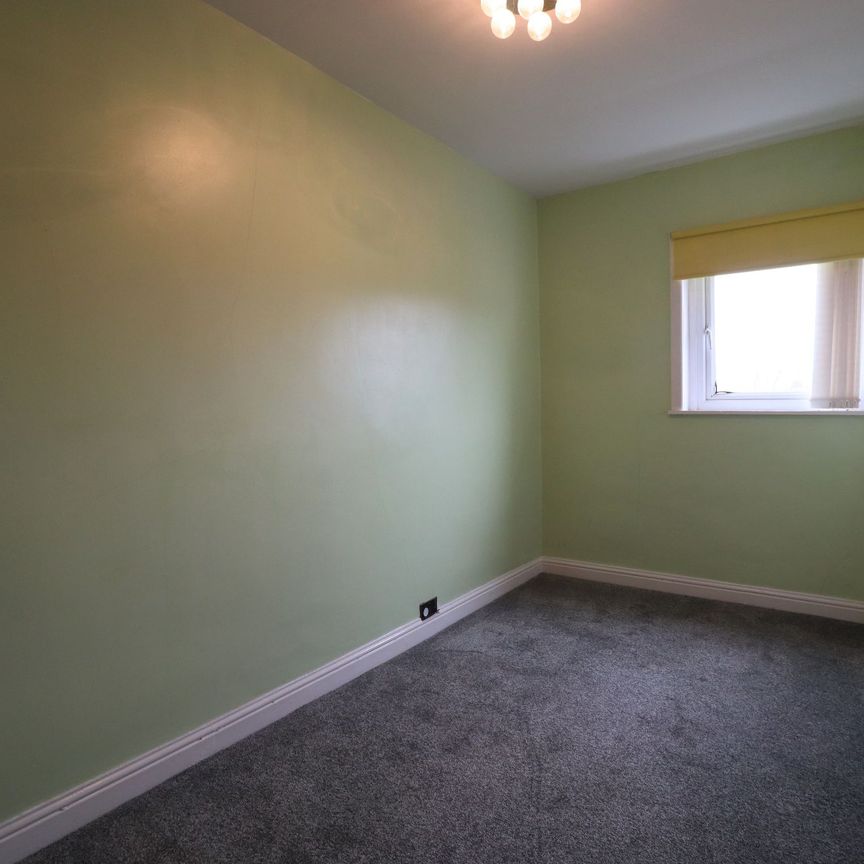 2 Bedroom Mid Terraced House To Rent - Photo 1
