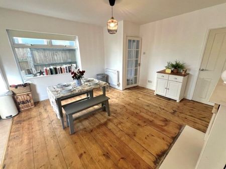 Bursledon Road, Southampton - Photo 4