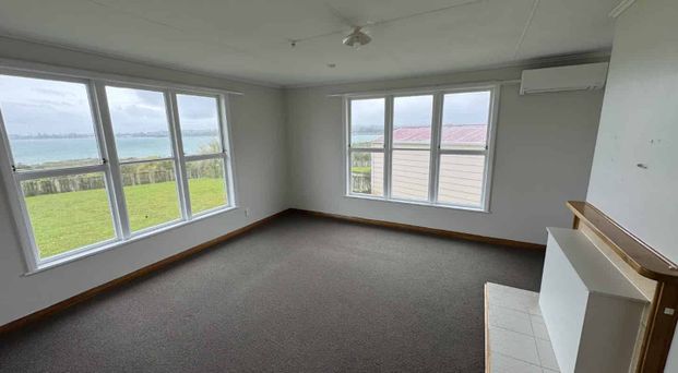 Marsden Sea Views - Photo 1