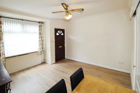 2 bedroom terraced house to rent - Photo 2
