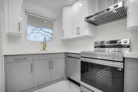 For Lease - 1046 Jalna Boulevard, London South, Ontario - Photo 5