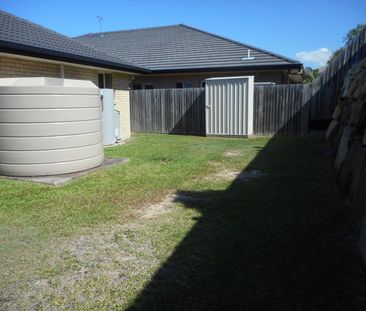 BEAUTIFUL HOME WITH HUGE ENTERTAINMENT AREA! - Photo 6