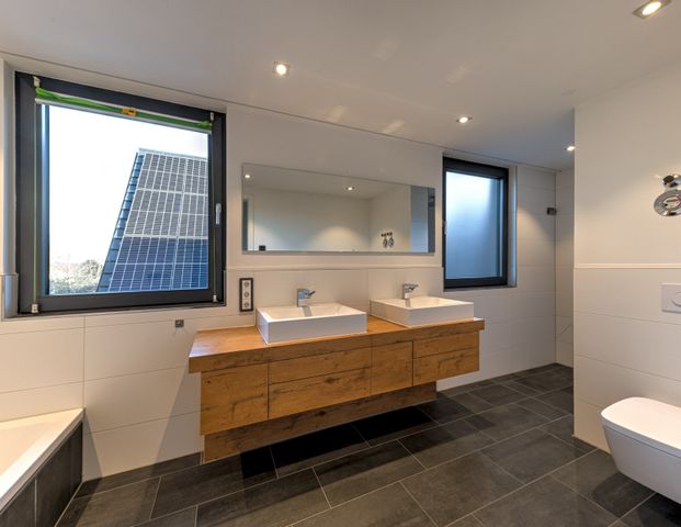 Extravagante 3,5- Zimmer-Wohnung in Deckenpfronn – Einziehen und Wohlfühlen! - Foto 1