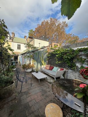 Surry Hills - Photo 1