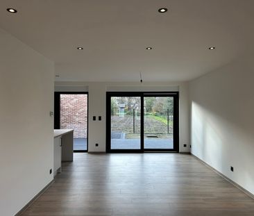 Half vrijstaande nieuwbouwwoning - Photo 1