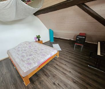 Appartement en triplex avec cachet - Photo 3