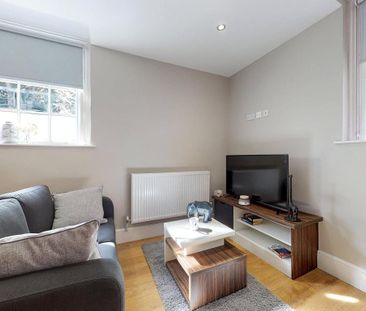 Studio to rent - Photo 2