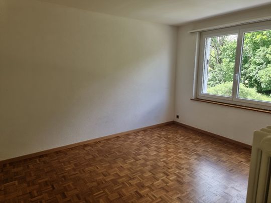 Appartement de 3 pièces au 1er étage avec part au grand jardin commun - Photo 1