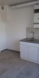 Appartement F1 à louer 1 pièce - 25 m2 CALAIS - 62 - Photo 3