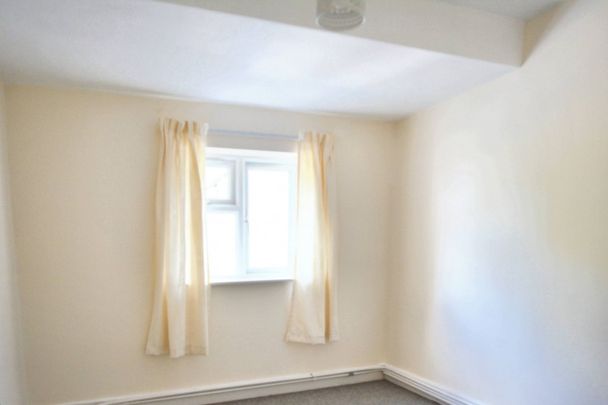 £875 PCM - Photo 1