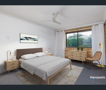 13 Hawkins Street, Springwood, Qld 4127 - Photo 5