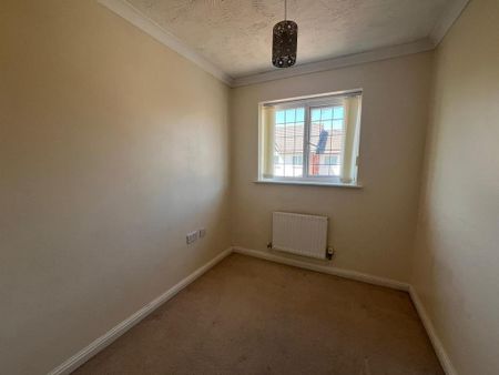 3 bedroom detached house to rent - Photo 4