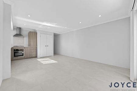 8B Bolsover Street, Wellard WA 6170 - Photo 3