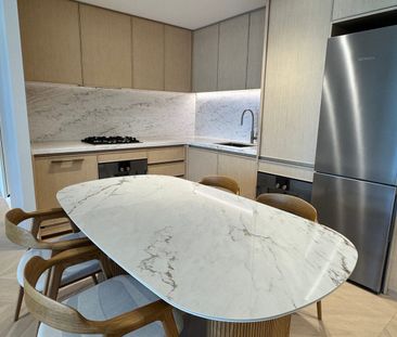 Indulge in World-Class Luxury with Stunning Harbour Views - Photo 4