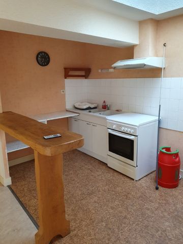 Location Appartement 3 pièces 63m² JARNAC 16200 - Photo 2