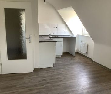 Schöne Wohnung: niedliche 2,5-Zimmer- Dachgeschoss- Wohnung sofort ... - Photo 4