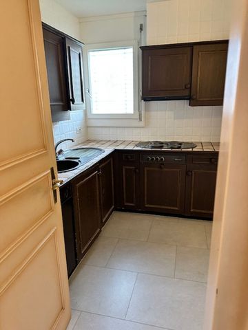 À louer - Appartement de 3.5 pièces à Clarens, balcon, cheminée et place de parc - Photo 2