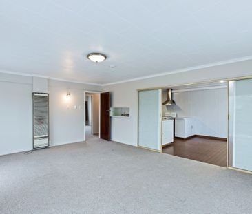 Available Now on Cracroft - Photo 2