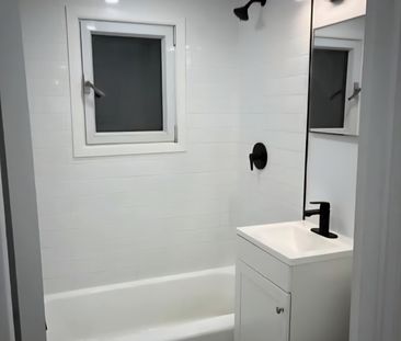 6540 Avenue Wilderton, #3 - Photo 1