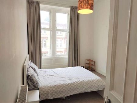 Grantley Gardens, Shawlands, Glasgow, G41 - Photo 2
