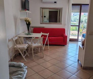 FIANO ROMANO MONOLOCALE ARREDATO Con BALCONE/P.AUT - Photo 1