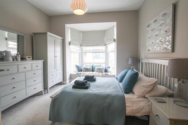 3 bedroom end of terrace house to rent - Photo 1