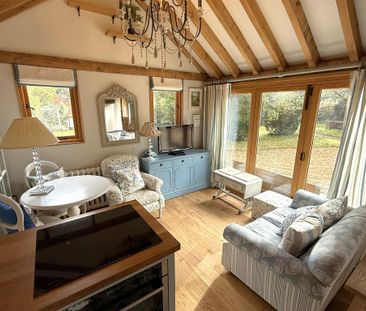 1 bedroom ground floor flat to rent - Photo 3