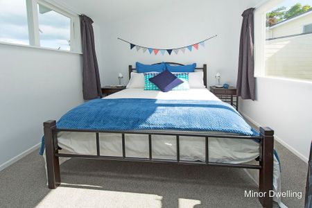 Cosy 2 bedroom Townhouse in Stanmore Bay - Photo 3