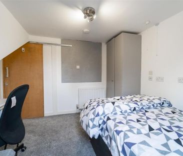 4 bedroom house to rent - Photo 3