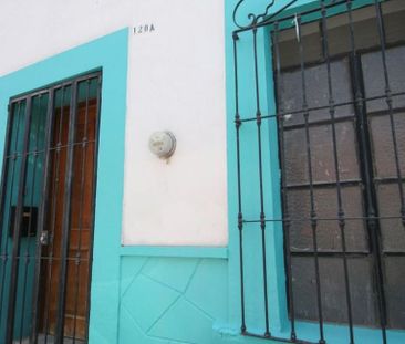 RENTA de Majestuosa Casona en una de las principales avenidas del Centro Histórico de Querétaro - Photo 1