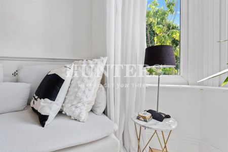 4 bedroom House To Let - Photo 4