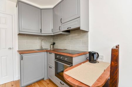 Flat 16 Penywern Road, Earls Court SW5 9SX - Photo 4