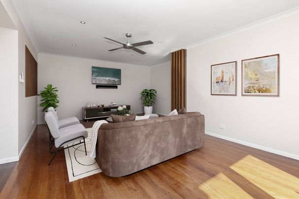 Stylish Palm Beach home with superb alfresco - Photo 1