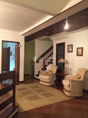 Casa com 3 quartos e 594m² para alugar em Ipanema, Porto Alegre. - Foto 1