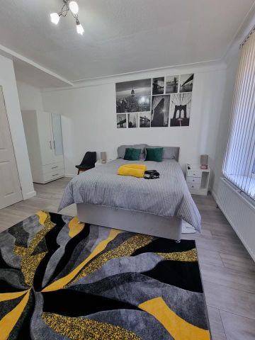 3 bedroom terraced house to rent - Photo 5