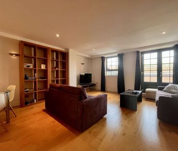 A second floor furnished apartment at St. James Wharf. Viewings to ... - Photo 2