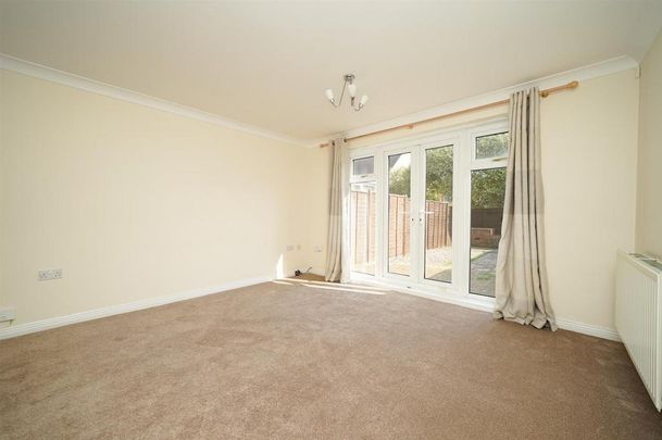 2 bedroom house to rent - Photo 1