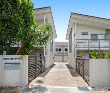 Modern Boutique Townhome Living in Prime Coorparoo Location - Photo 5