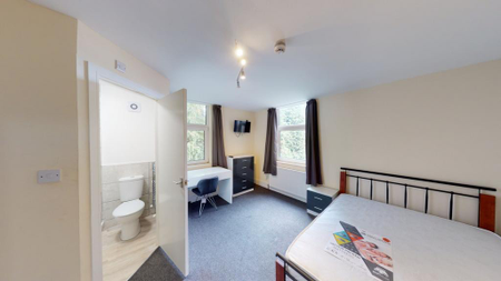 14 bedroom detached house to rent - Photo 5